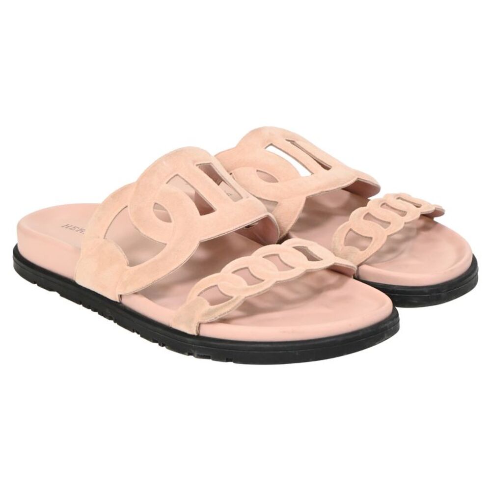 Hermès Extra Sandals in Pink Suede - Picture 4 of 9